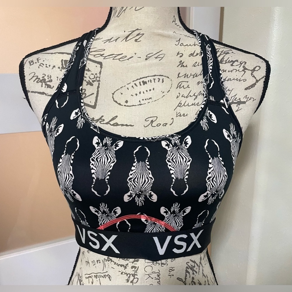 🍂 VS Sport by Victoria's Secret Black Zebra Print Sports Bra